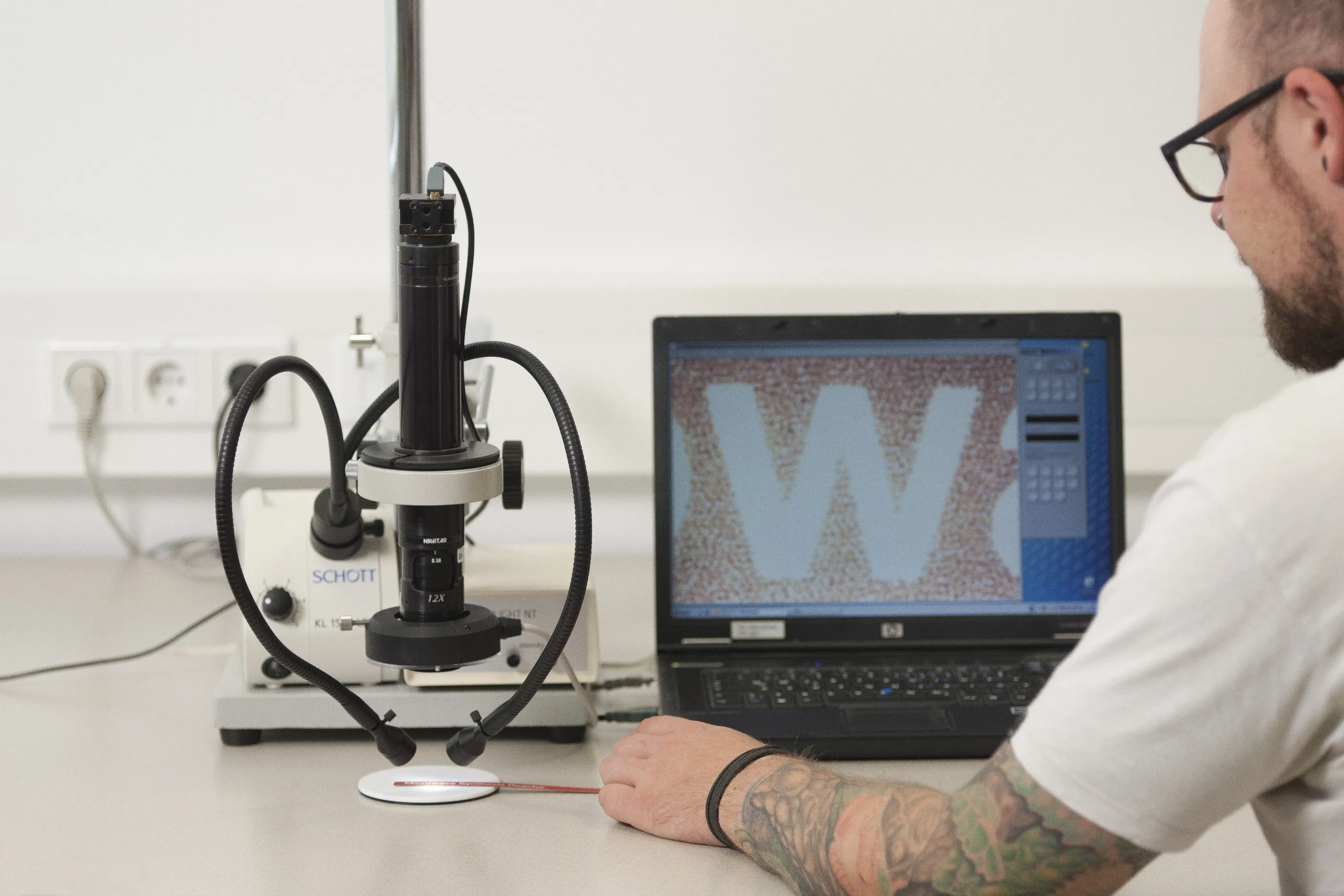 Interactive magnetic image